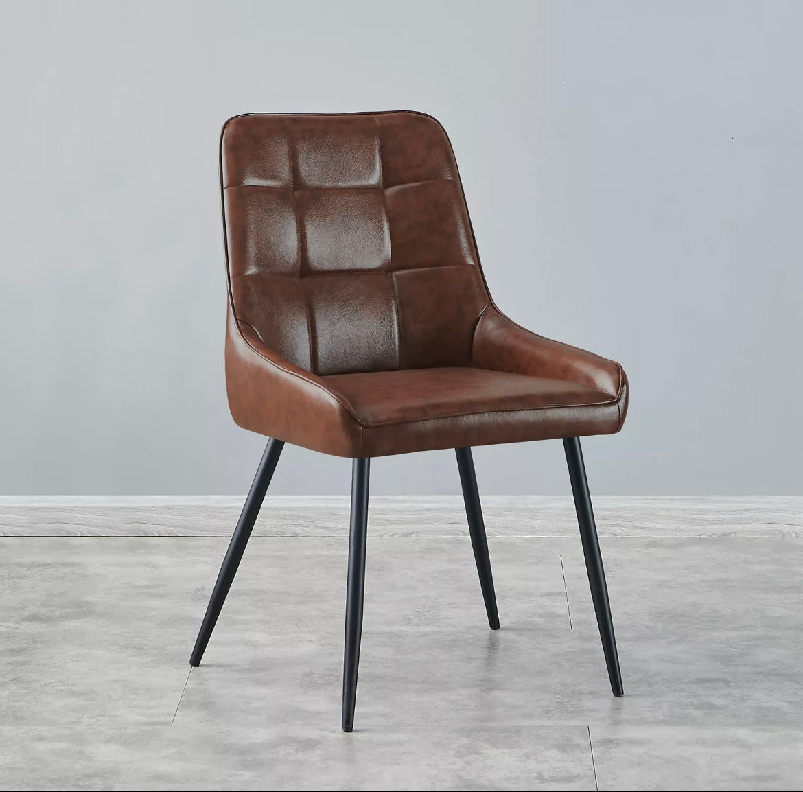 Set of 2 / 4 Brown Leather Padded Dining Chairs